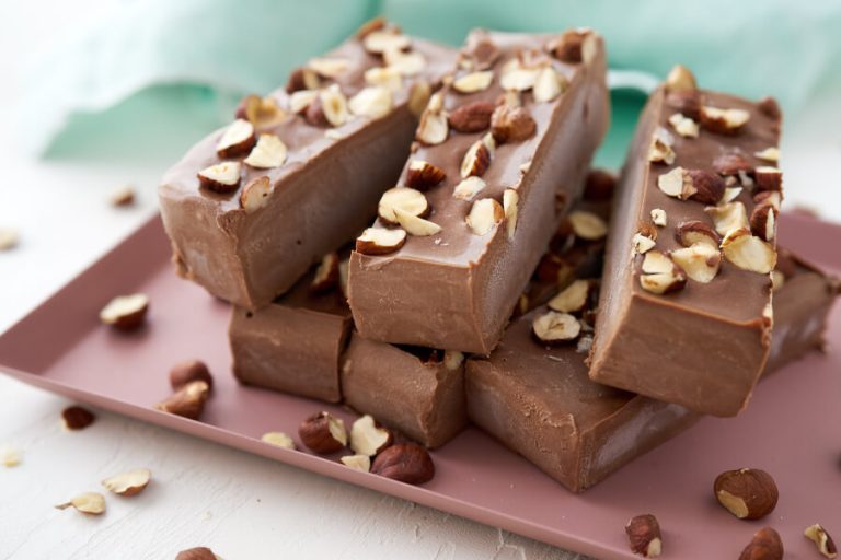 Maca Chocolate Hazelnut Freezer Fudge 8 311.main 3