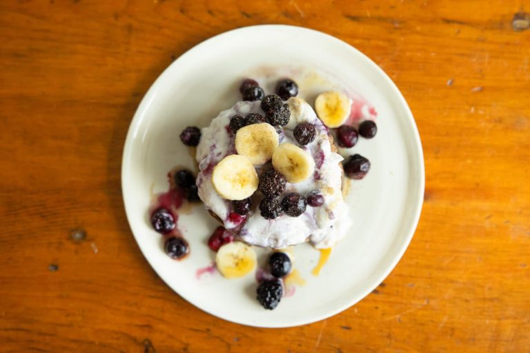 Blueberry Blender Protein Pancakes 3 426.main 3