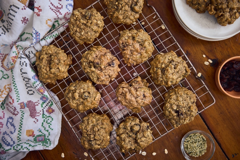 Oatmeal Raisin Cookies 4 MH OatmealRaisingCookie 2320 Web