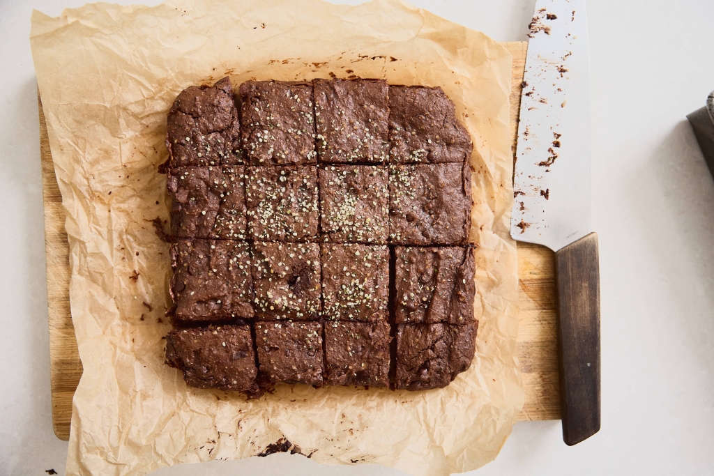 Sweet Potato Brownies 3 SweetPotatoBrownie R5C 2503 WEB